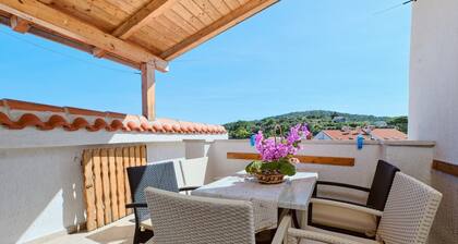 Apartment Prica 3, located in Mali Lošinj, possible to accommodate 4-5 people.
