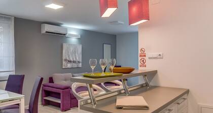 Apartment Kristian, Mali LoĆĄinj, not far from the sandy beach in Äikat Bay, ideal for 4-5 persons
