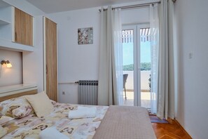 1 habitación, wifi y ropa de cama 
