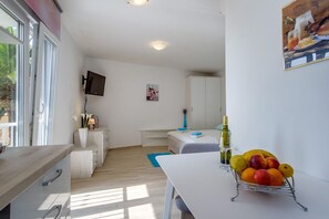 1 chambre, Wi-Fi, draps fournis