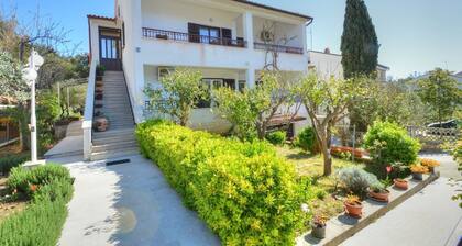Apartment Rahela 1 in Mali Lošinj, suitable for 4 people.