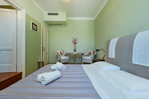 WiFi, bed sheets