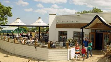 Chalet | Outdoor dining