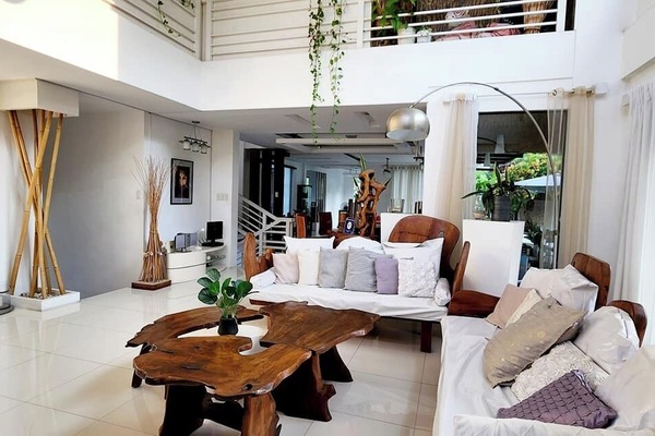 Sala de estar en el lobby