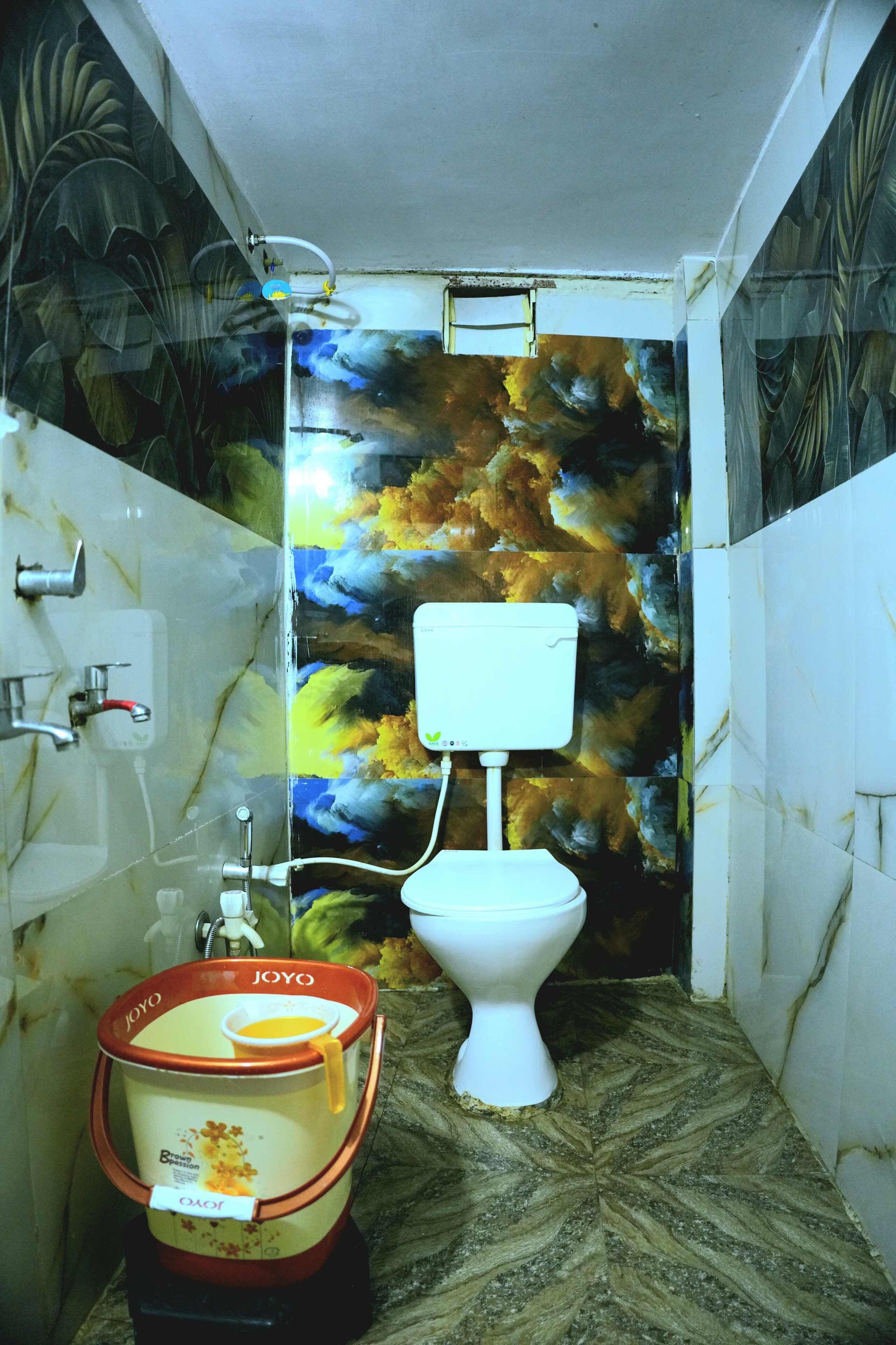 Eco-friendly toiletries, soap, shampoo