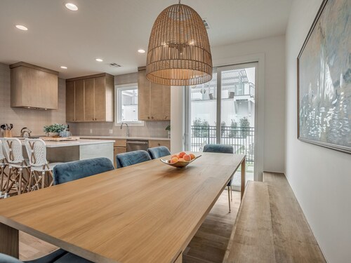 Carlton Landing-Reba's Retreat