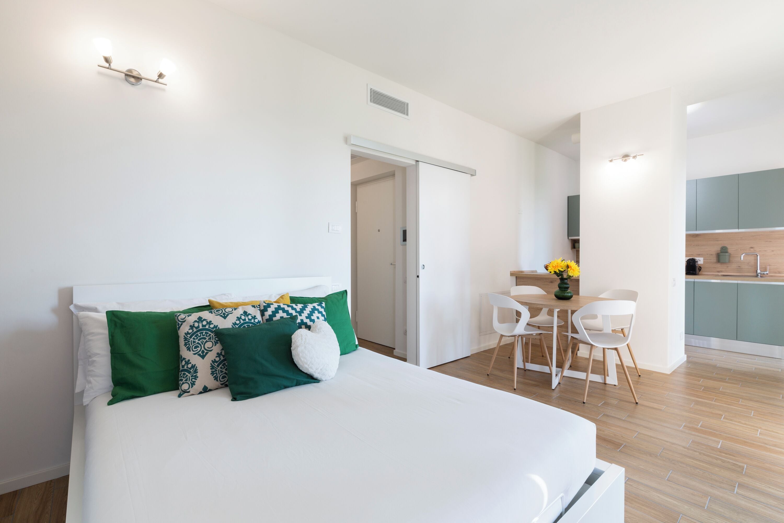 Luxury-Studio, Stadtblick | Bügeleisen/Bügelbrett, kostenloses WLAN