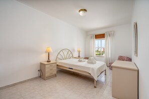 2 camere, ferro/asse da stiro, Wi-Fi gratuito, lenzuola