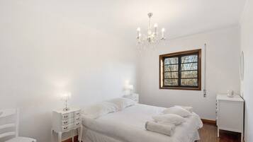 3 chambres, Wi-Fi gratuit, draps fournis