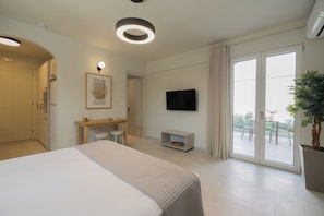 1 chambre, fer et planche Ă repasser, Wi-Fi, draps fournis