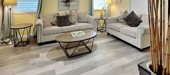 Pleasure Pier Retreat Manor by Ryson Vacation Rentals