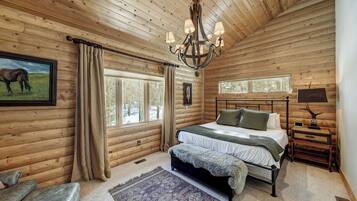 5 bedrooms, iron/ironing board, free WiFi, bed sheets