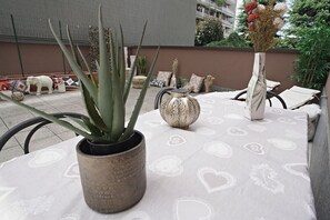 Apartment | Outdoor dining - Candiani G1 Monolocale (Milan)