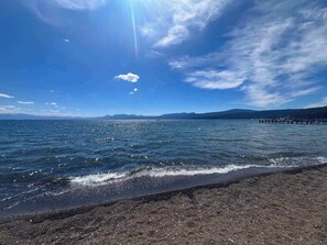 Tæt på stranden