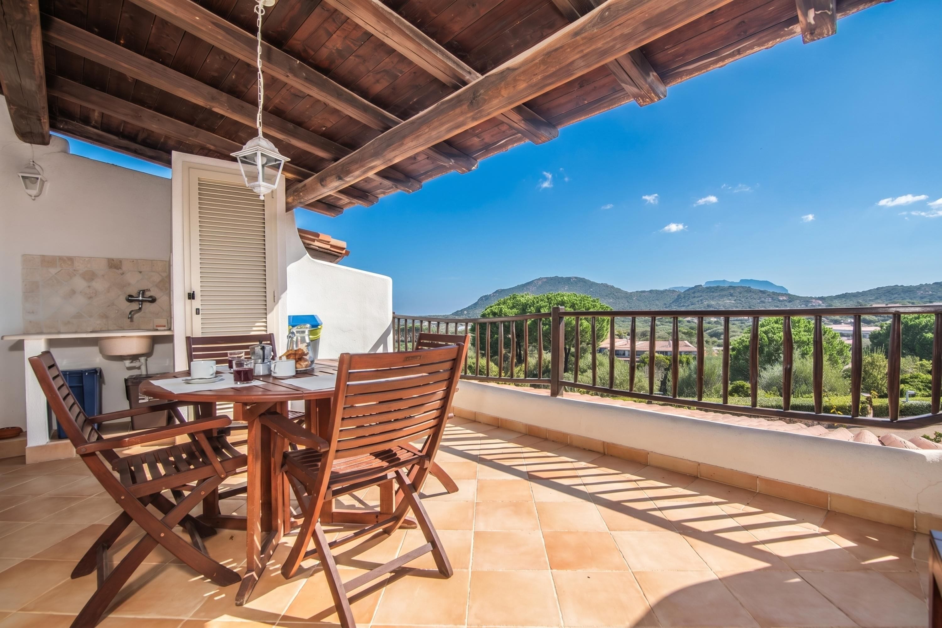 Family Apartment, Multiple Bedrooms, 2 Bathrooms (Ceraso Sunset) | Outdoor dining