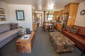 TV, fireplace - Franciscan Lakeside # 29 by Hauserman Rental Group (Tahoe Vista)