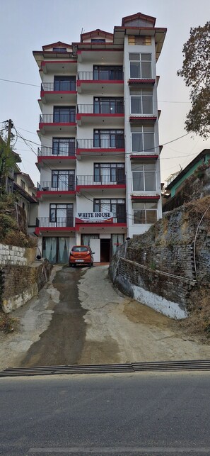 Fasade – kveld/natt