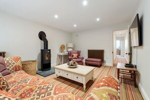 TV - The Coachhouse, Devon (East Budleigh)