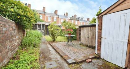 Exeter Terrace Retreat - 4 Bedroom House