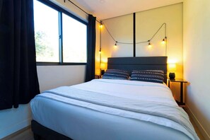 4 室のベッドルーム、アイロン / アイロン台、WiFi