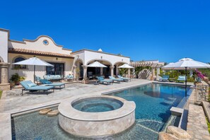 Pool - Escape to Paradise in Cabo San Lucas! (Cabo San Lucas)