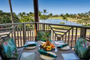 Villa, varias camas (Waikoloa Beach Villas F32) | Restaurante al aire libre