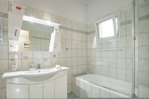 House | 3 bedrooms