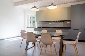 Dining - The House of Trails (San Giuliano Terme)