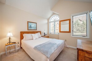 3 sovrum, gratis wi-fi och sängkläder