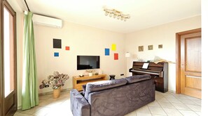 تلفزيون ذكي، كُتُب