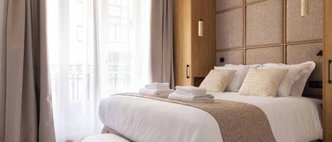 2 chambres, bureau, fer et planche à repasser, Wi-Fi gratuit