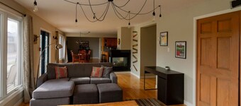 Central PEC gem - Sleeps up to 6