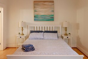 3 habitaciones, escritorio, wifi gratis y ropa de cama 