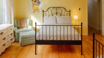 3 makuuhuonetta, ilmainen Wi-Fi, vuodevaatteet