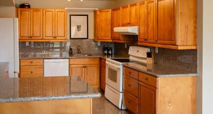 Rare 6 bedroom Gem in Picton
