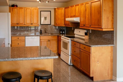 Rare 6 bedroom Gem in Picton