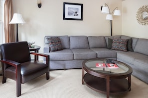 Tv, eldstad och dvd-spelare