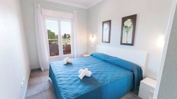Apartment | 1 bedroom, iron/ironing board, bed sheets
