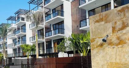 Stunning 3 Bedrooms
Ocean Breeze Penthouse