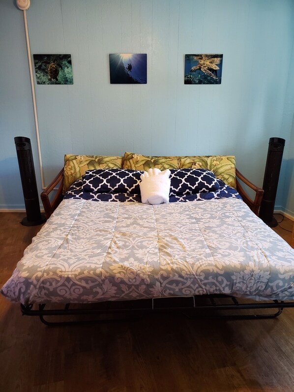1 habitación, tabla de planchar con plancha, internet y ropa de cama 