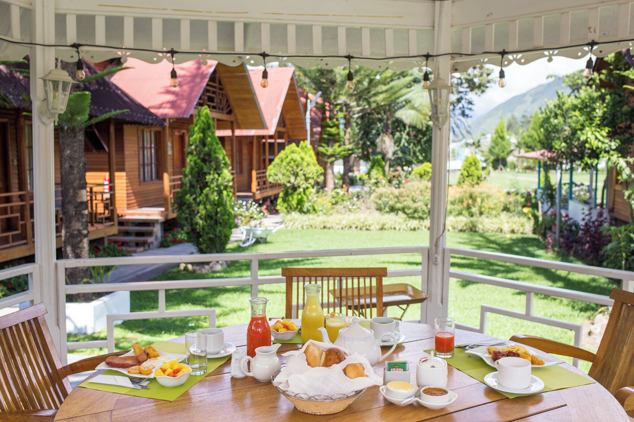 Ilmainen päivittäinen täysi aamiainen 