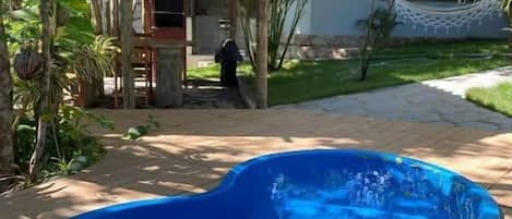 Familienchalet, eigener Pool, Gartenblick