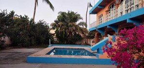 Pool - Spacious 6-bedroom house in beautiful La Peñita de Jaltemba with WiFi, AC (La Peñita de Jaltemba)