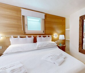 4 bedrooms, iron/ironing board, WiFi, bed sheets - Villa Sunlight - Porto Cervo (Porto Cervo)