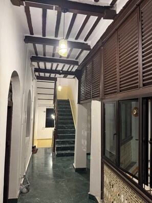 Exterior - SHAW GUEST HOUSE (Kolkata)