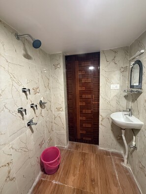 スタンダード ダブルルーム | WiFi (無料)