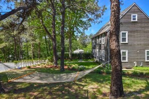 Property grounds - 5-Bedroom Vacation Haven with Pool! (Brewster)