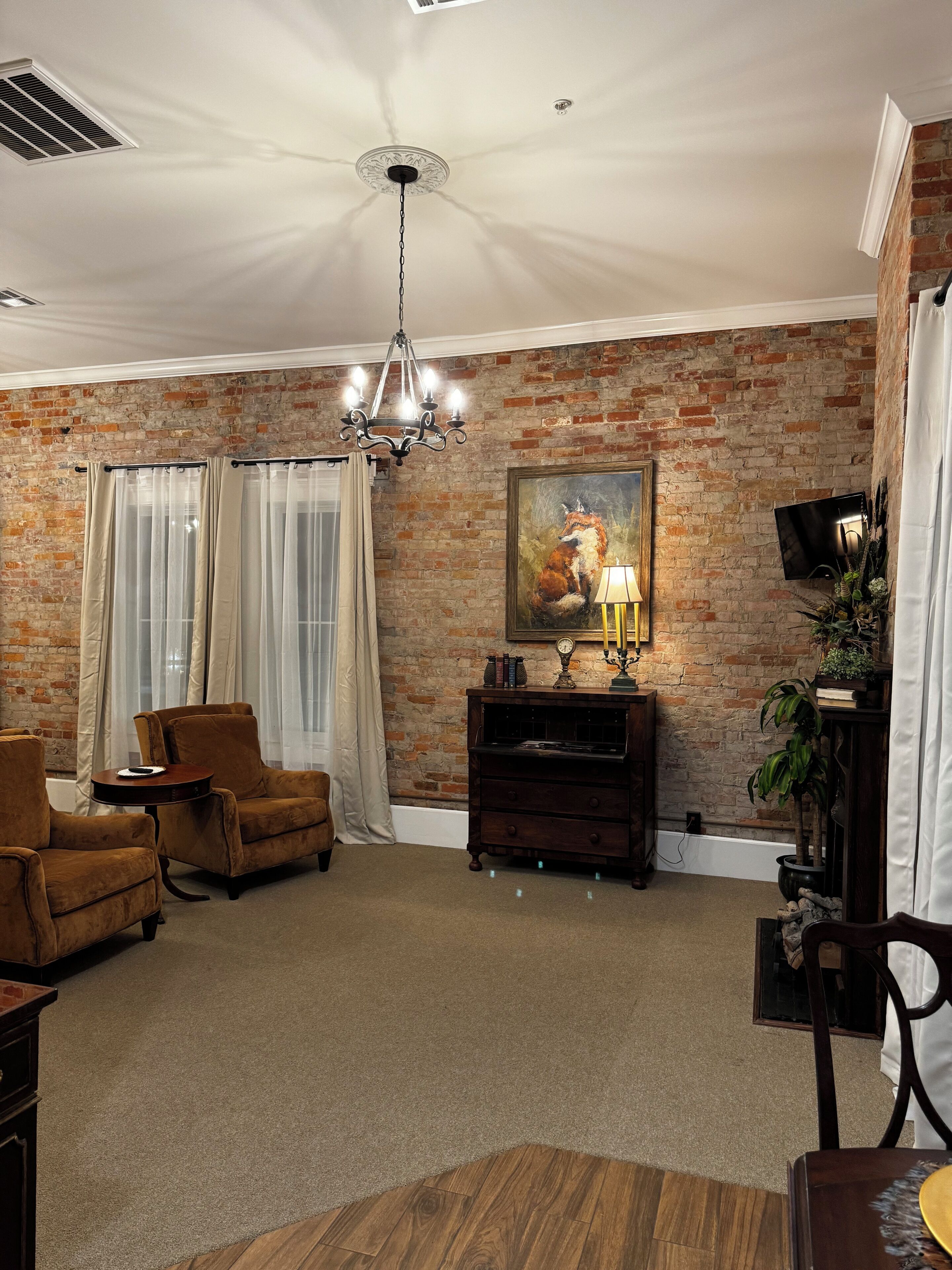 Deluxe Suite, Non Smoking, Kitchenette | Living area