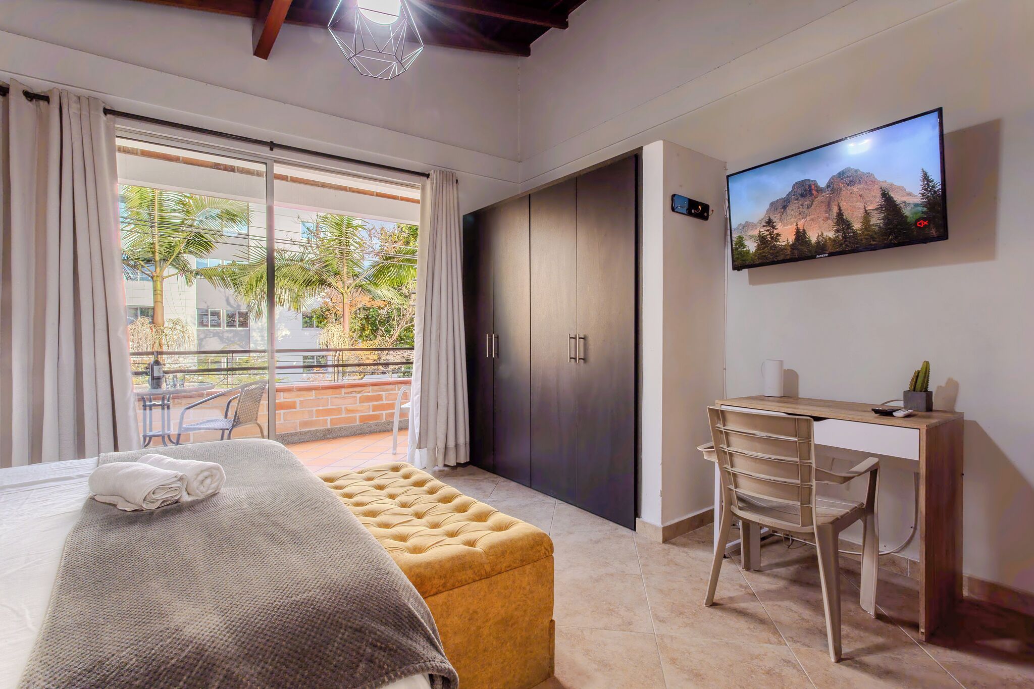 Apartment, 1 Queen Bed, Balcony, City View