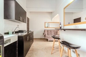 Studio, 1 Katil Ratu (Queen) dengan Katil Sofa, Kitchenette | Dapur peribadi